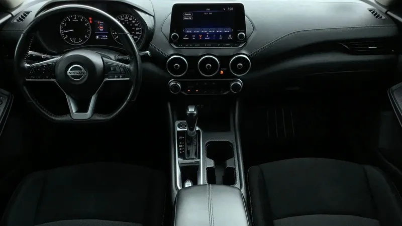 Nissan Sentra 2023