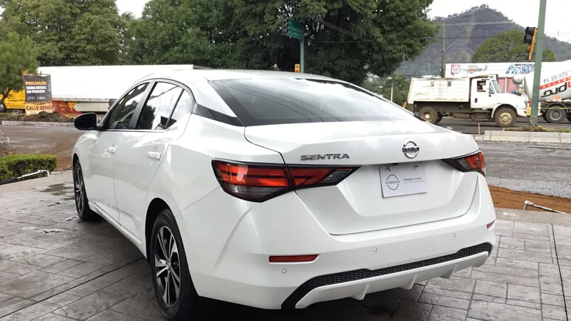 Nissan Sentra 2023