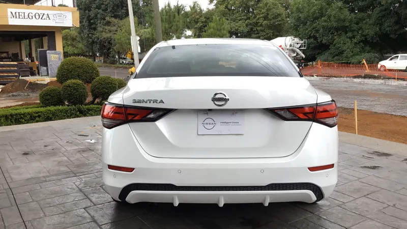 Nissan Sentra 2023