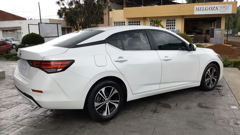 Nissan Sentra 2023