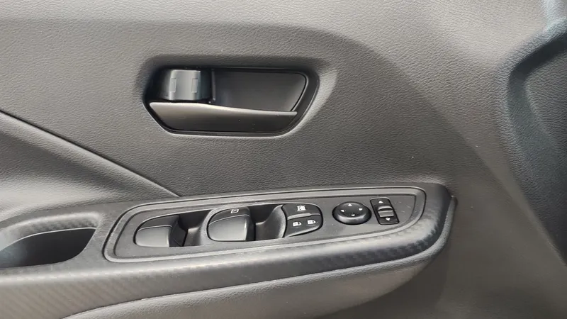 Nissan Versa 2023