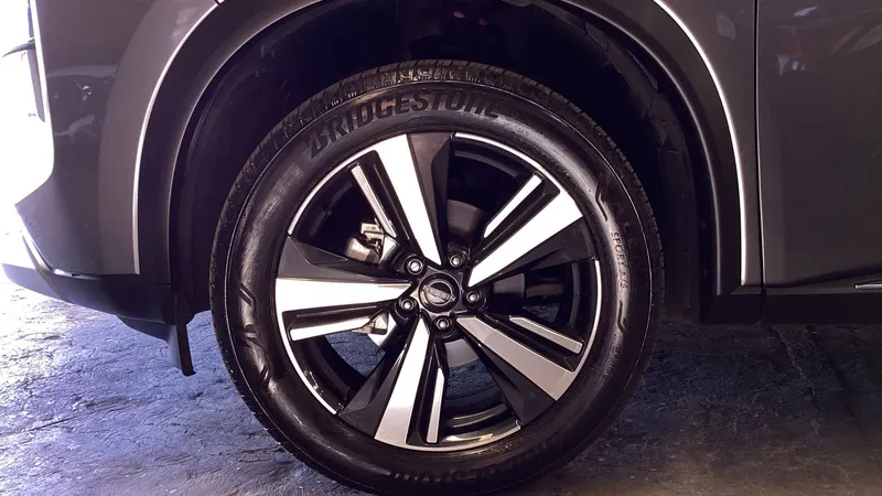 Nissan X-trail 2025