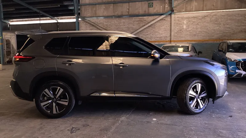 Nissan X-trail 2025