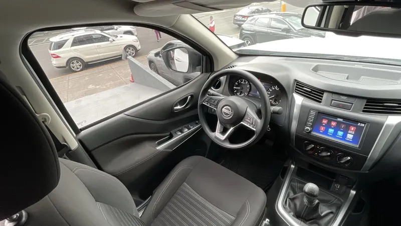 Nissan Frontier 2025