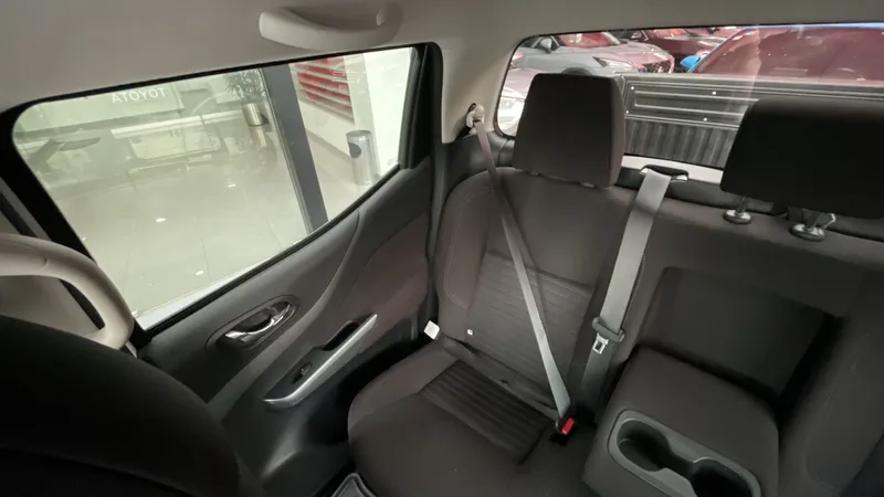 Nissan Frontier 2025