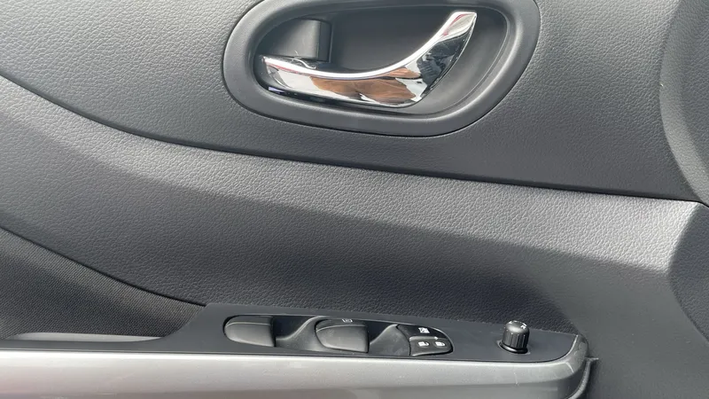 Nissan Frontier 2025