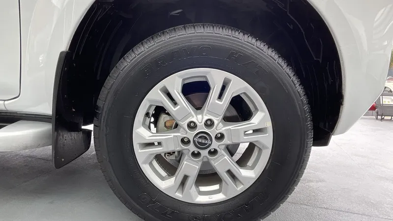 Nissan Frontier 2025