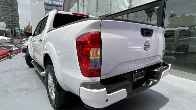 Nissan Frontier 2025