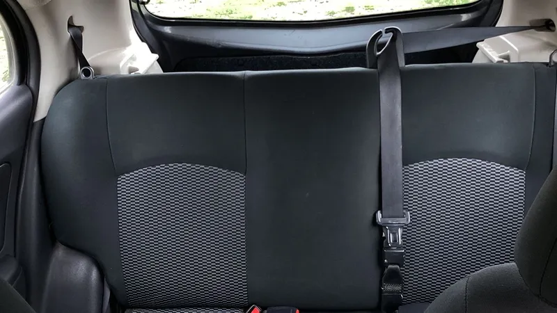 Nissan March 2021