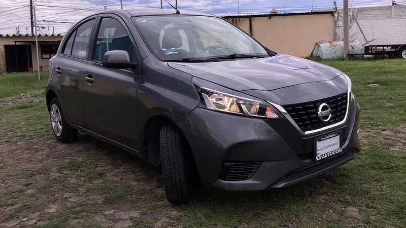 Nissan March 2021