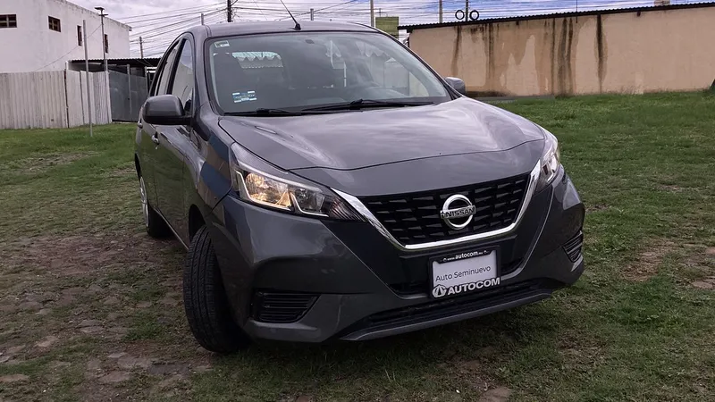 Nissan March 2021