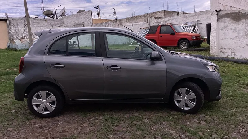 Nissan March 2021