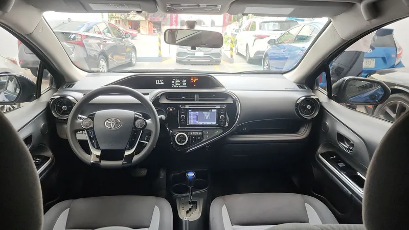 Toyota Prius C 2021