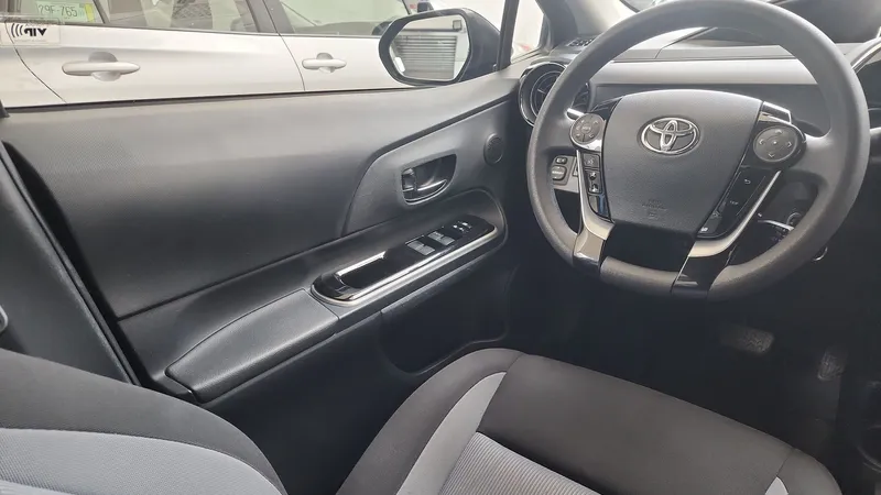 Toyota Prius C 2021