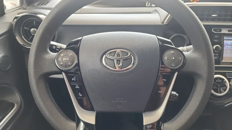 Toyota Prius C 2021