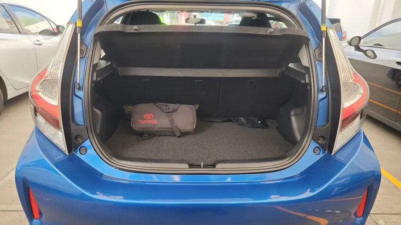Toyota Prius C 2021