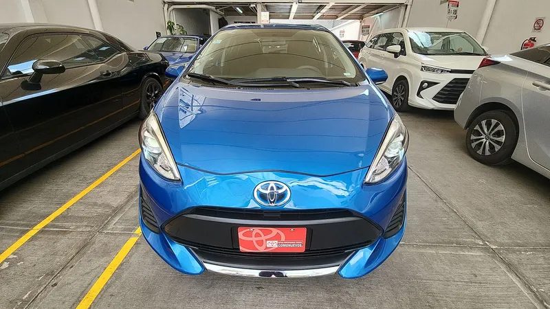 Toyota Prius C 2021