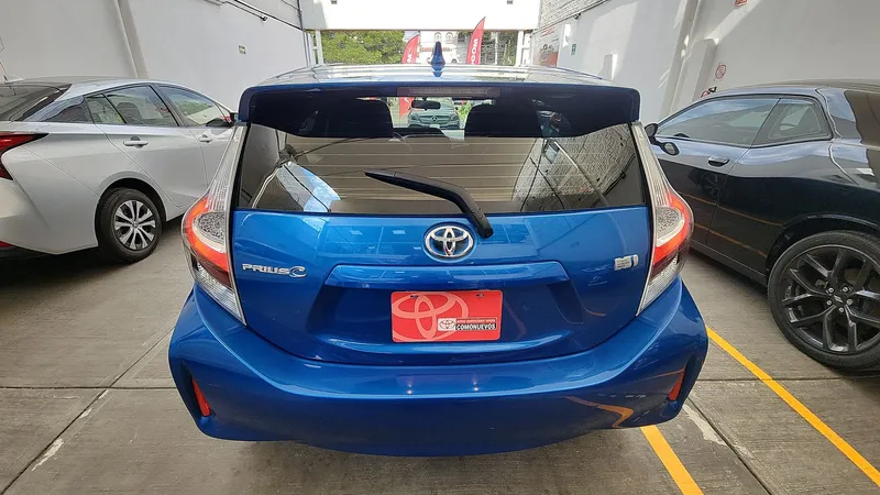 Toyota Prius C 2021