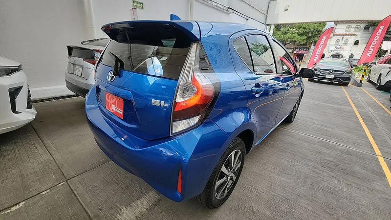 Toyota Prius C 2021