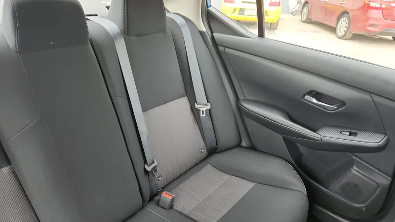 Nissan Sentra 2023