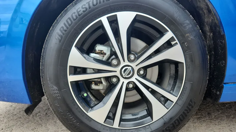 Nissan Sentra 2023