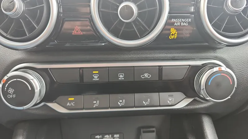 Nissan Sentra 2023