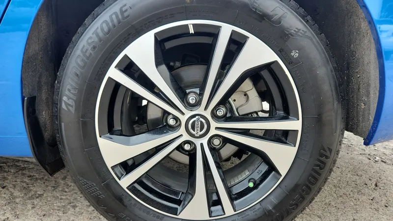 Nissan Sentra 2023