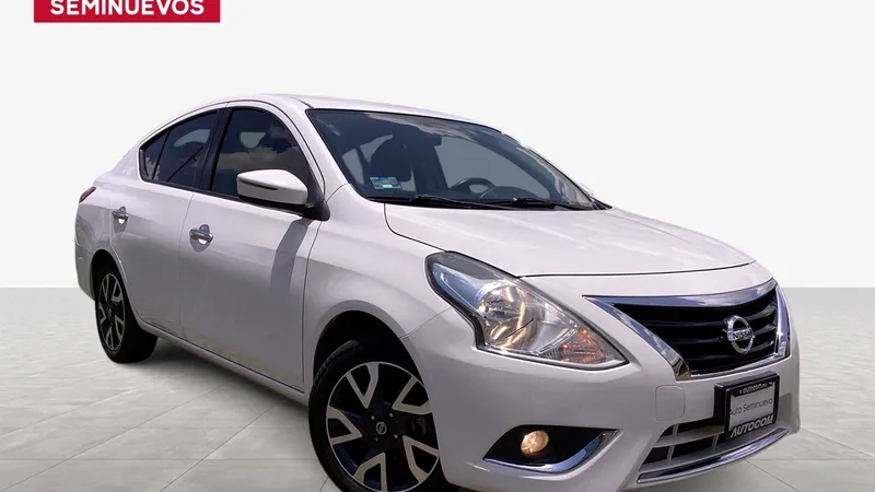 Nissan Versa 2018