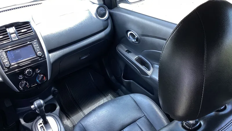 Nissan Versa 2018