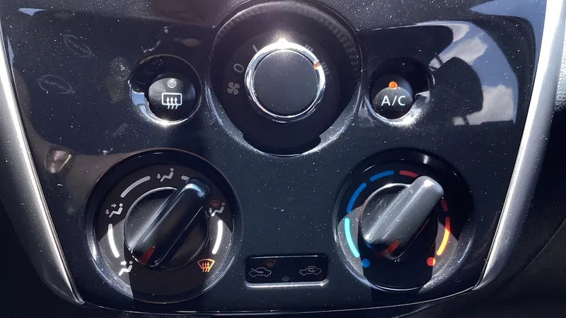 Nissan Versa 2018