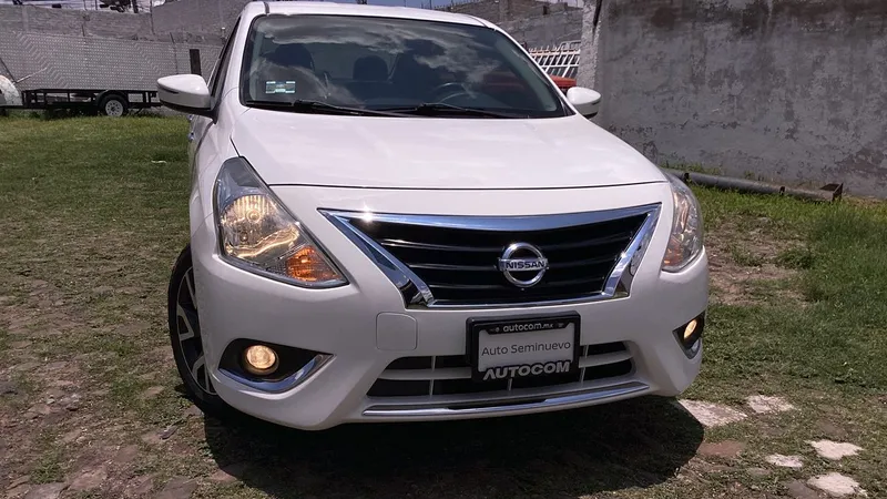 Nissan Versa 2018