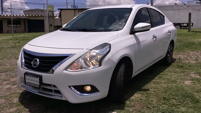 Nissan Versa 2018