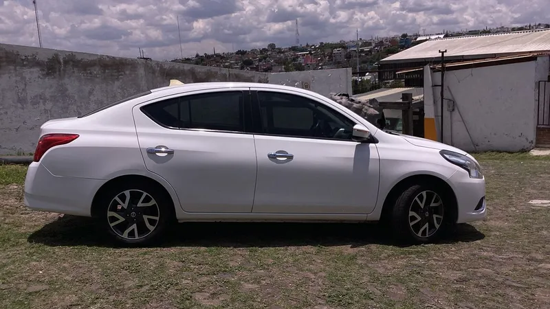 Nissan Versa 2018