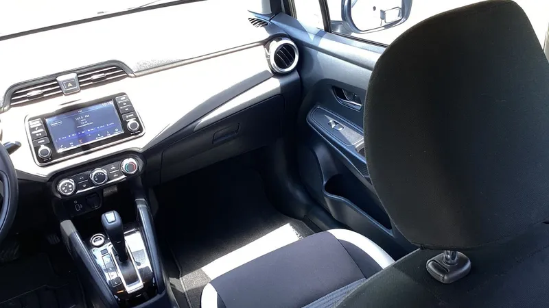 Nissan Versa 2022