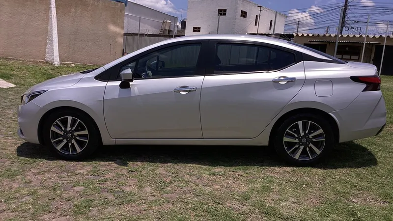 Nissan Versa 2022