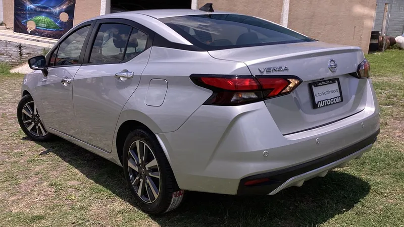 Nissan Versa 2022