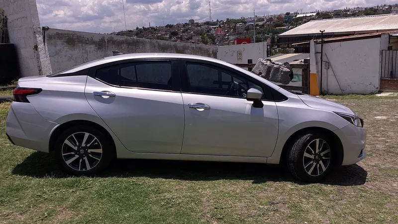Nissan Versa 2022