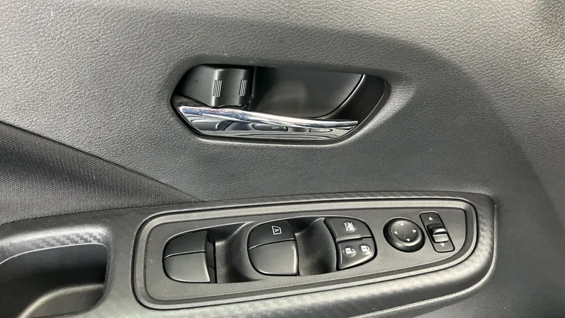 Nissan Versa 2023