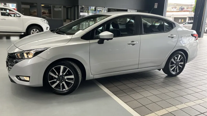 Nissan Versa 2023