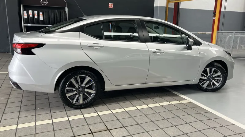 Nissan Versa 2023