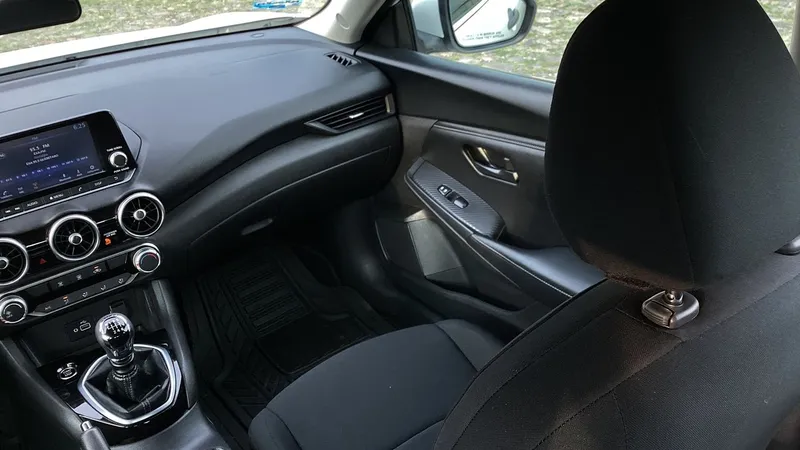 Nissan Sentra 2024