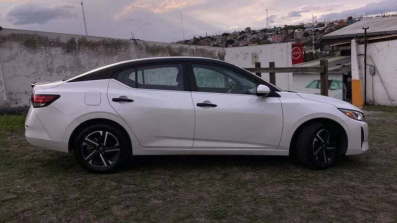 Nissan Sentra 2024
