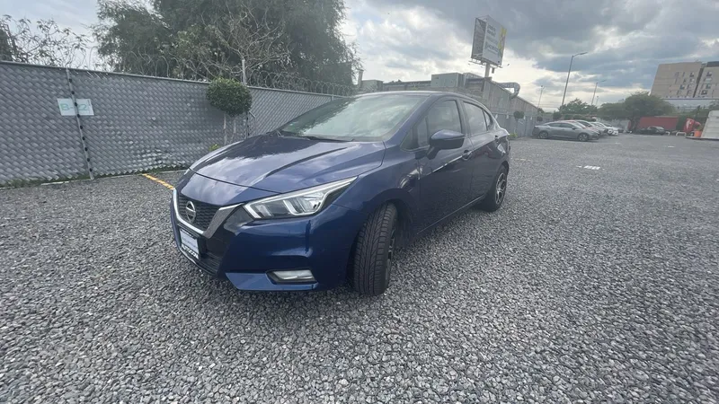 Nissan Versa 2024
