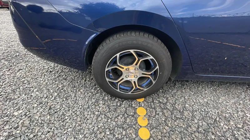 Nissan Versa 2024