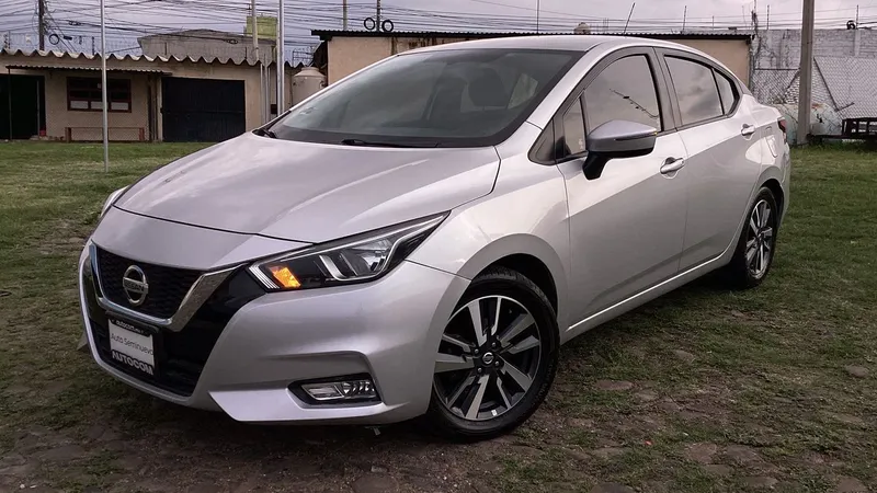Nissan Versa 2021