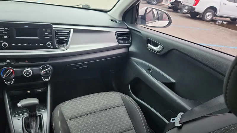 Kia Rio Sedan 2021