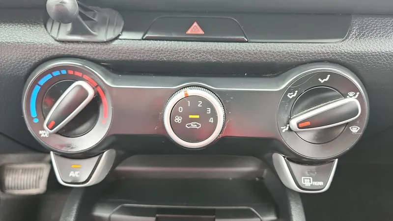 Kia Rio Sedan 2021