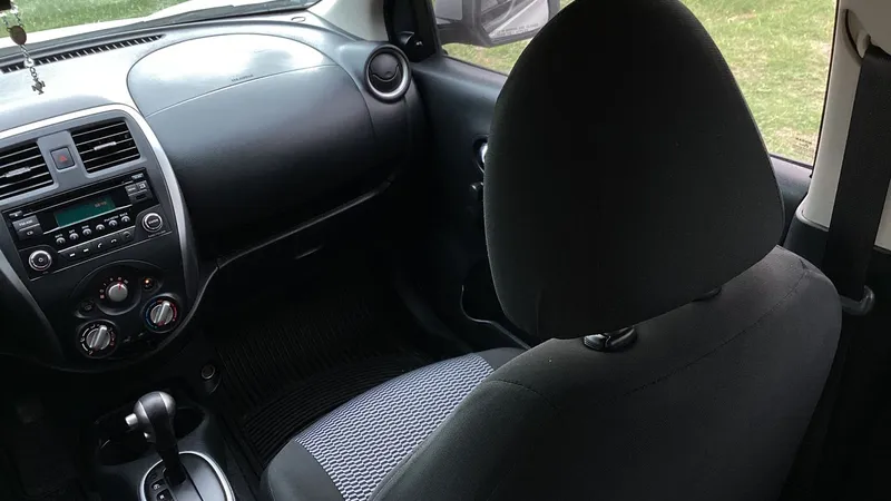Nissan March 2022