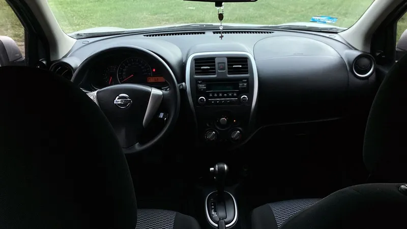 Nissan March 2022