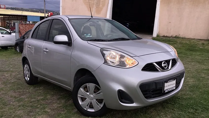 Nissan March 2022